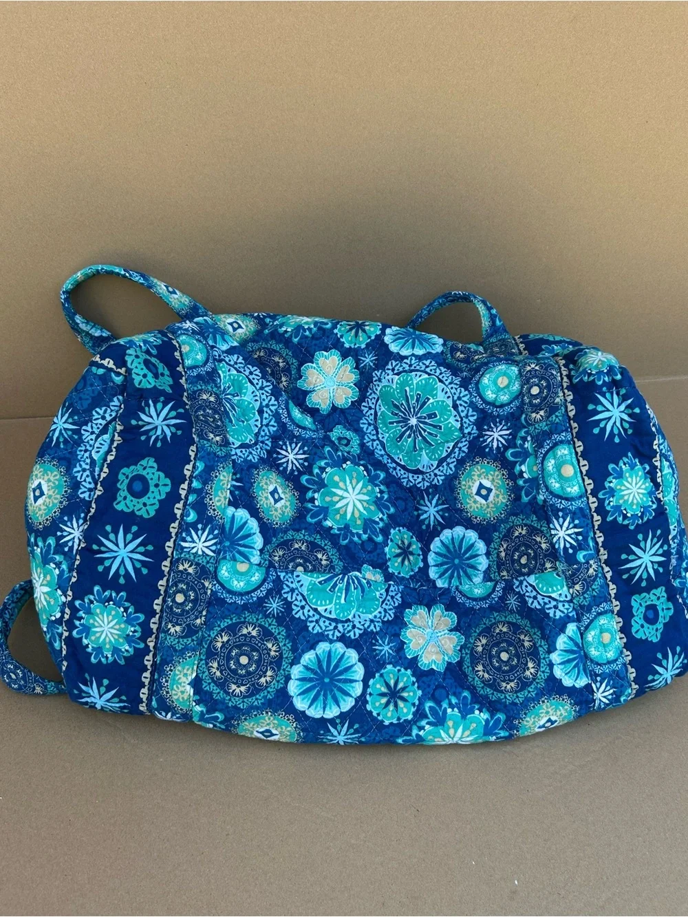 Vera Bradley Duffel Bag Quilted Medium Travel weekender Blue Floral Medallion